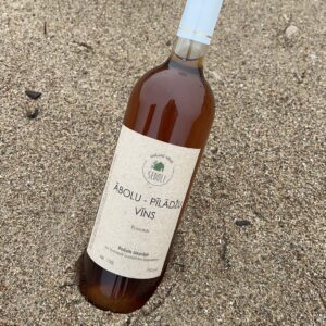 Ābolu - pīlādžu vīns ar rudens garšu